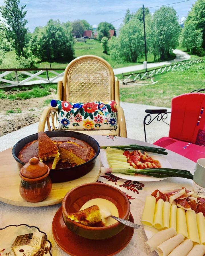 Brvnara Iskra Smrcevo Brdo Chalet